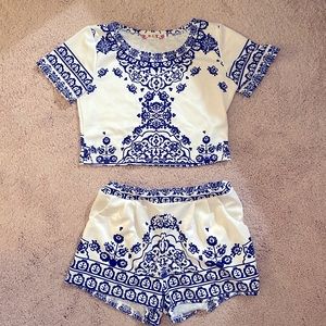 2 piece set